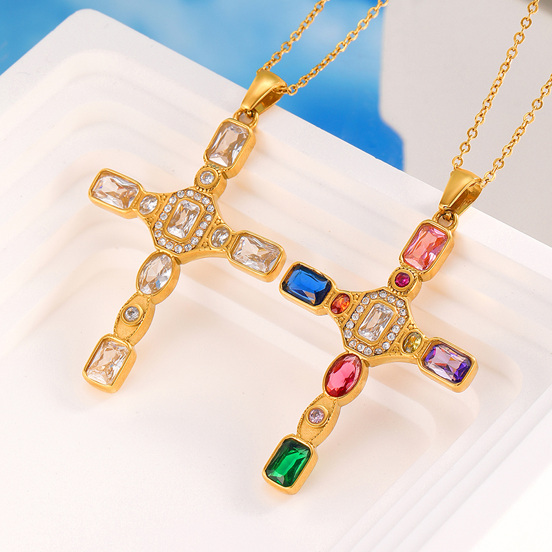 Ivanda Stainless steel cross zircon pendant necklace YHTSN-2501092