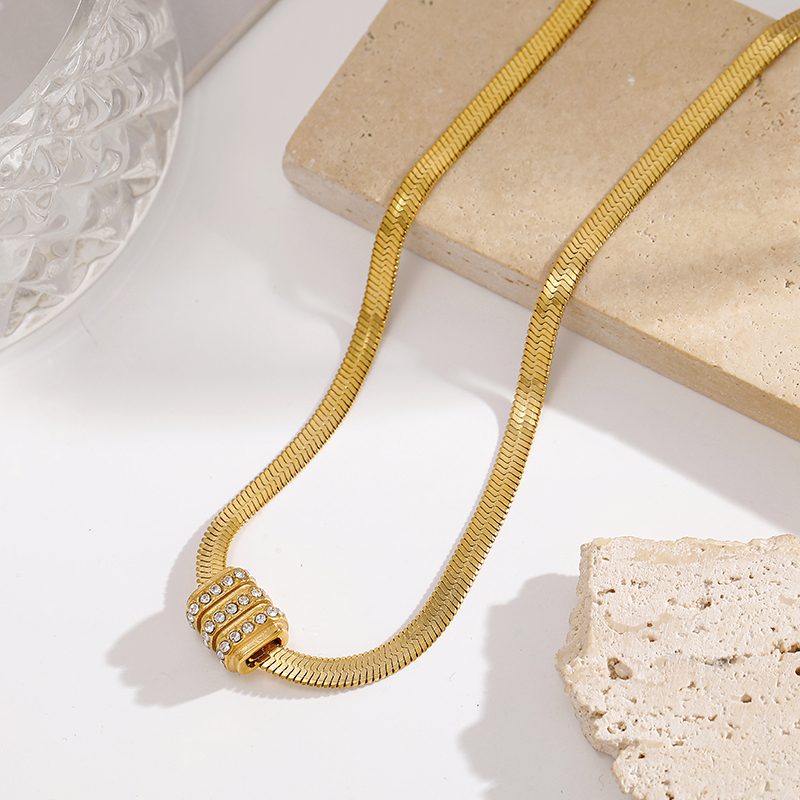 Ivanda Gold Stainless Steel Pendant Necklace YHTSN-260503 Ivanda Gold Stainless Steel Pendant Necklace YHTSN-260503 - view 4