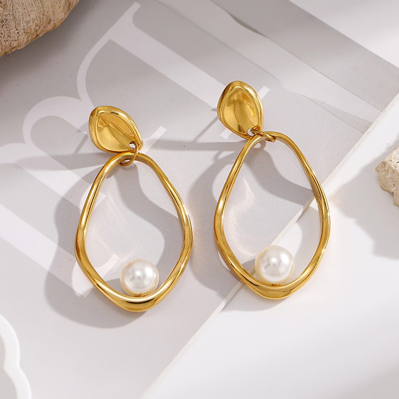 Ivanda Pearl Oval Hoop Earrings Large Gold Organic YWD1-E26061895-321 - view 4