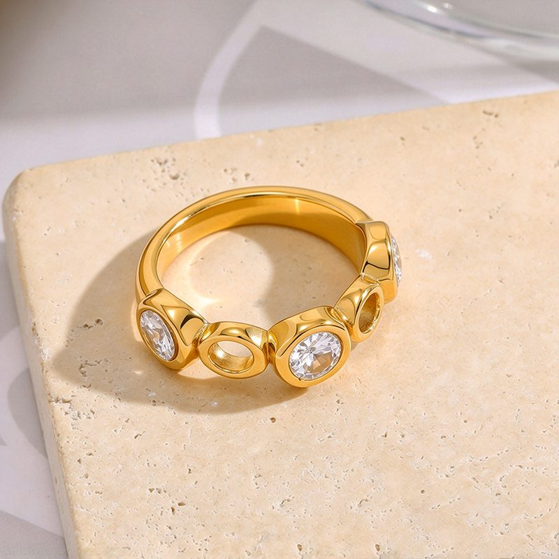 Ivanda Circle Link Crystal Ring Gold Stainless Steel YHTSR-260903 - view 3