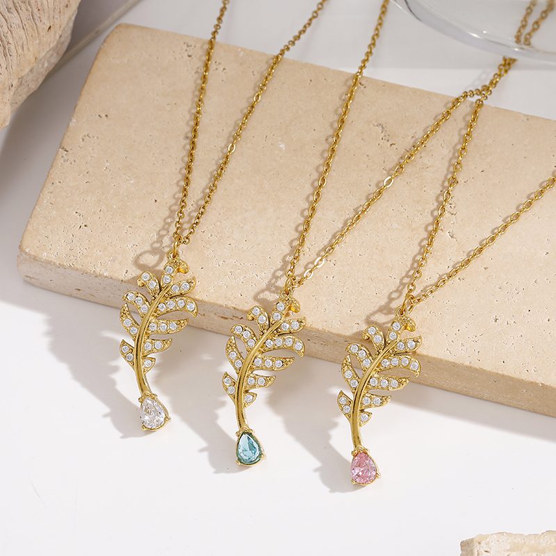Ivanda Pavé Leaf Pendant Necklace Gold Stainless Steel CH260911-7 - view 6