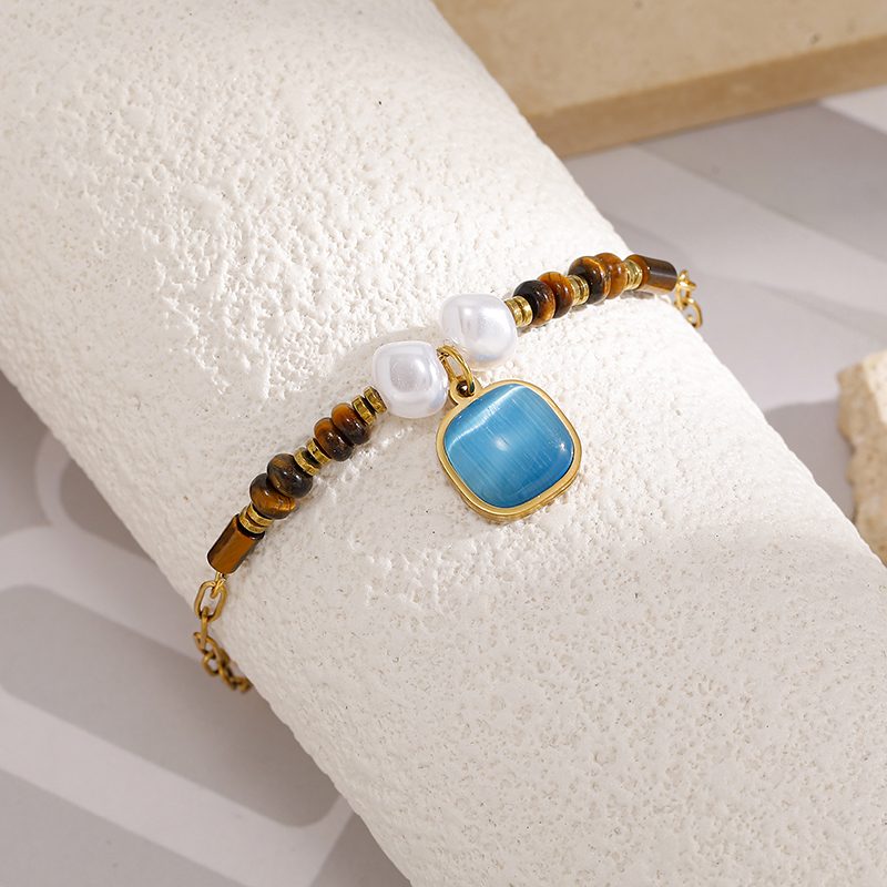 Ivanda Turquoise Heart Bracelet Beaded Gold Stainless Steel CH260911-11 Ivanda Turquoise Heart Bracelet Beaded Gold Stainless Steel CH260911-11 - view 3