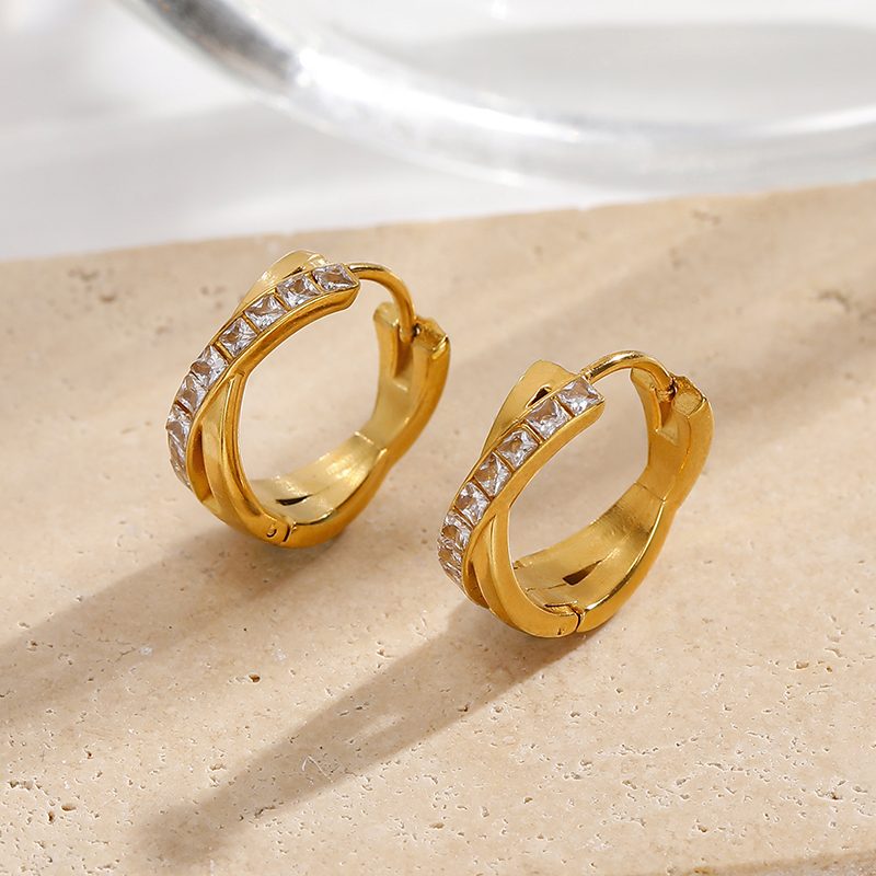 Ivanda Gold Dangle Earrings Stainless Steel YHTSE-260517 - view 2