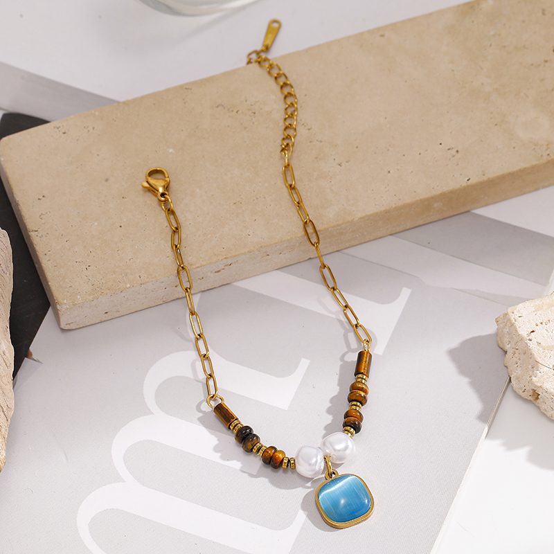 Ivanda Turquoise Heart Bracelet Beaded Gold Stainless Steel CH260911-11 Ivanda Turquoise Heart Bracelet Beaded Gold Stainless Steel CH260911-11 - view 4