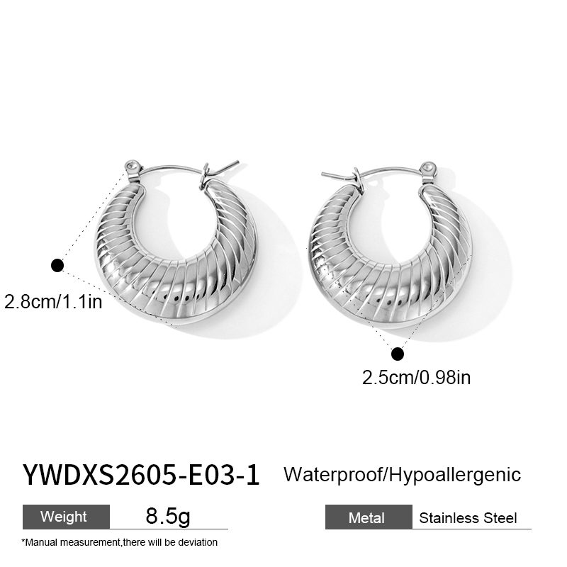 Ivanda Chunky Ribbed Hoop Earrings Gold Croissant YWDXS2605-E03 - view 1