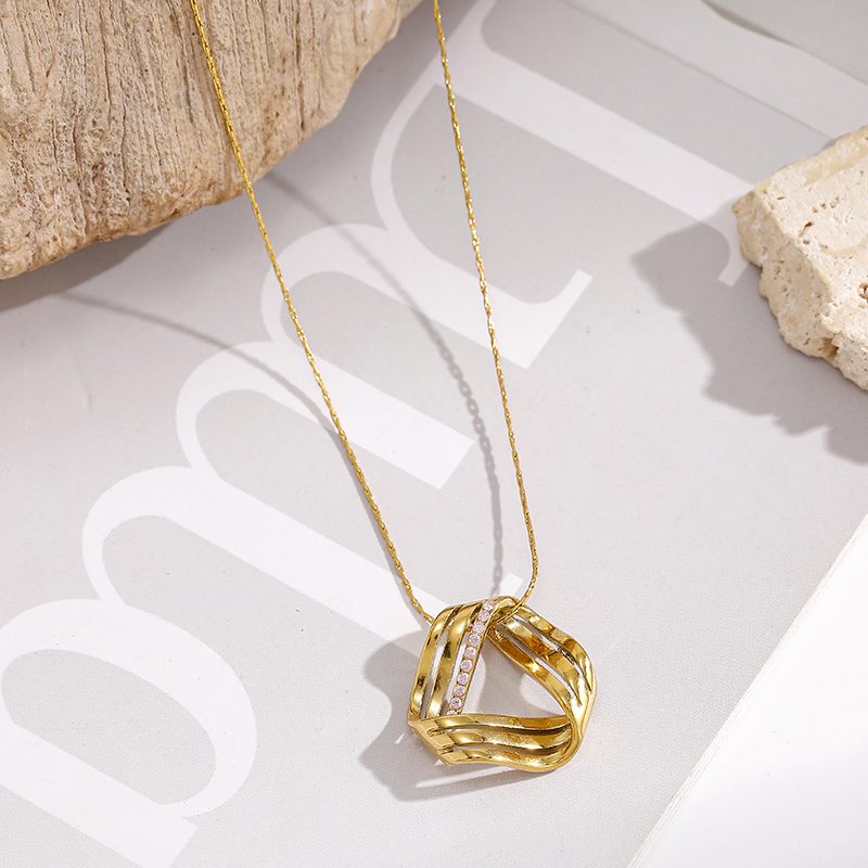 Ivanda Pavé Triangle Pendant Necklace Gold Stainless Steel CH260911-10 Ivanda Pavé Triangle Pendant Necklace Gold Stainless Steel CH260911-10 - view 3