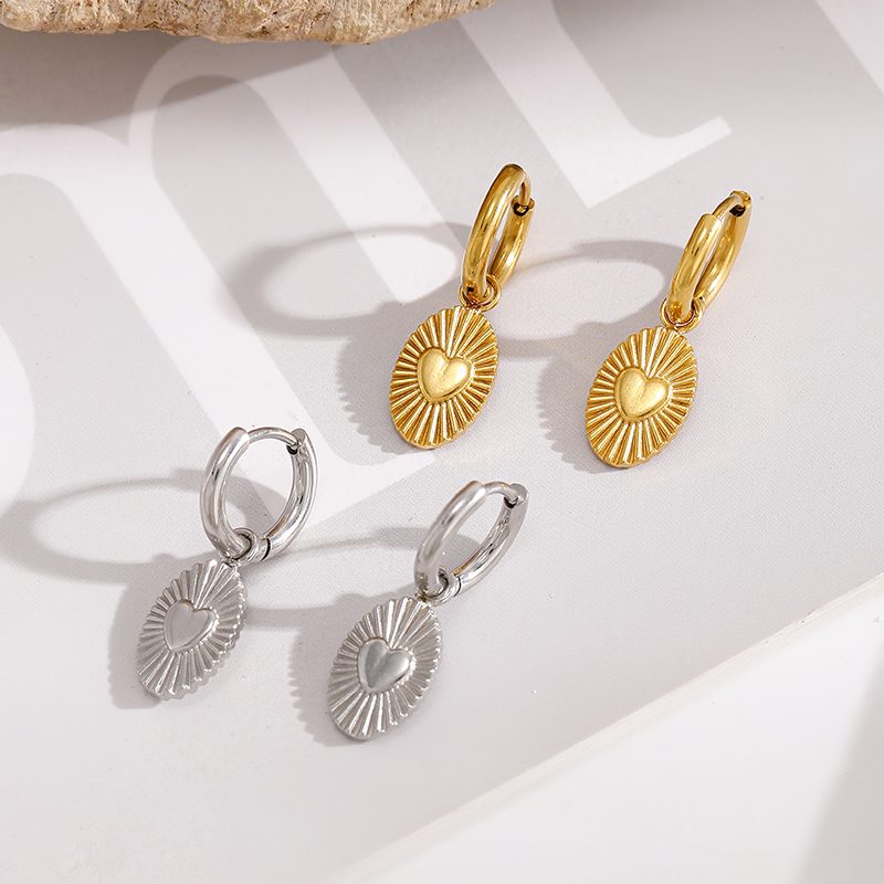 Ivanda Heart Medallion Hoop Earrings Gold YWDXS2605-E07 - view 6