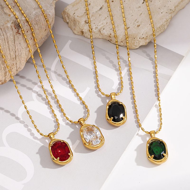 Ivanda Black Stone Paperclip Necklace Gold Stainless YHTSN-260903 Ivanda Black Stone Paperclip Necklace Gold Stainless YHTSN-260903 - view 3