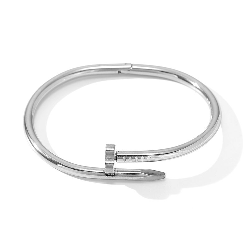 Ivanda Silver Bangle Bracelet Nail Head Design CH1933 Ivanda Silver Bangle Bracelet Nail Head Design CH1933 - view 2