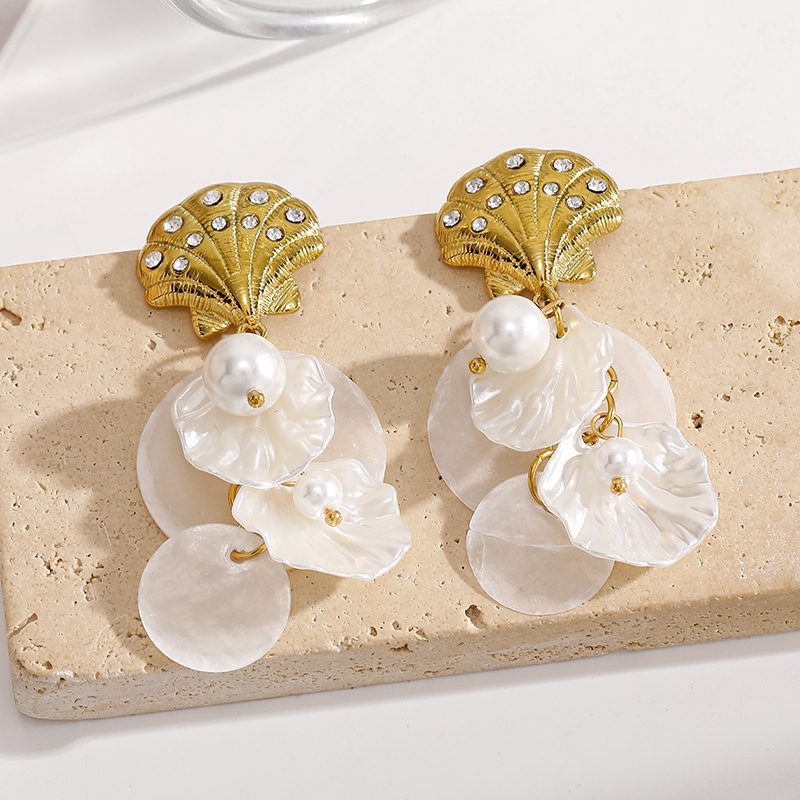 Ivanda Pavé Shell Pearl Cluster Earrings Gold CH1924 - view 3