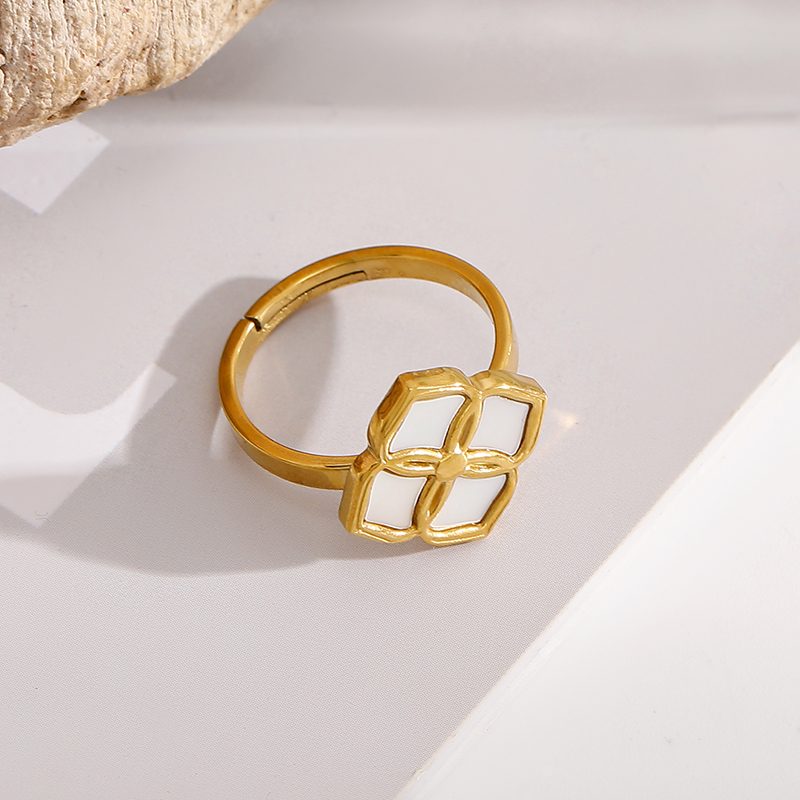 Ivanda Geometric Openwork Ring Gold Stainless Steel CH1921 Ivanda Geometric Openwork Ring Gold Stainless Steel CH1921 - view 4